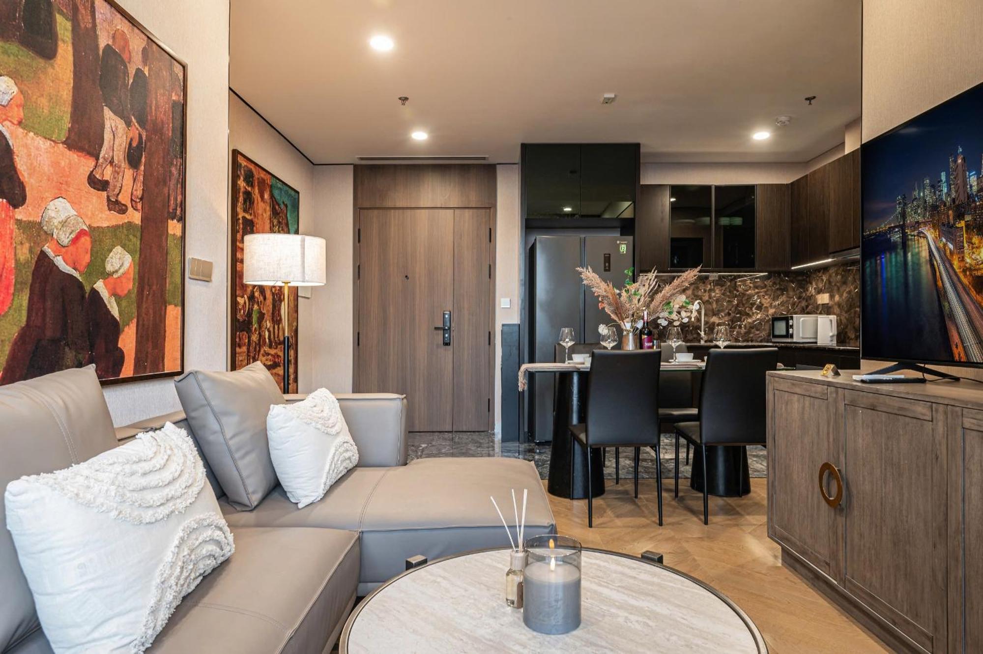 Lumiere Riverside - Raymond Holm - Luxurious 5-star Apartment *